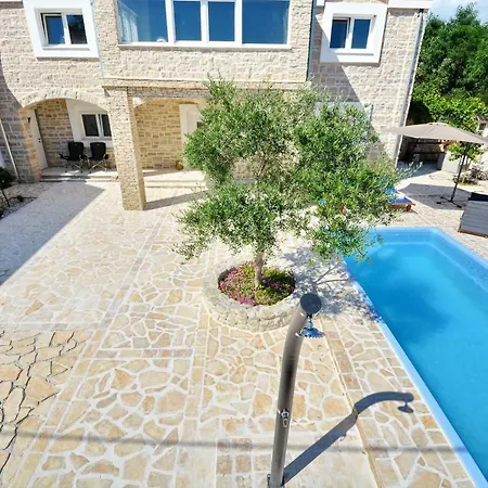 Tatil Evi Holiday Beriva